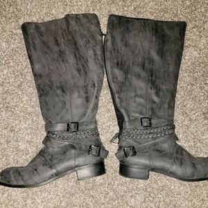 Torrid Women's Knee-High Buckle Boots In Gray. Size 9w With Extra Wide Calf